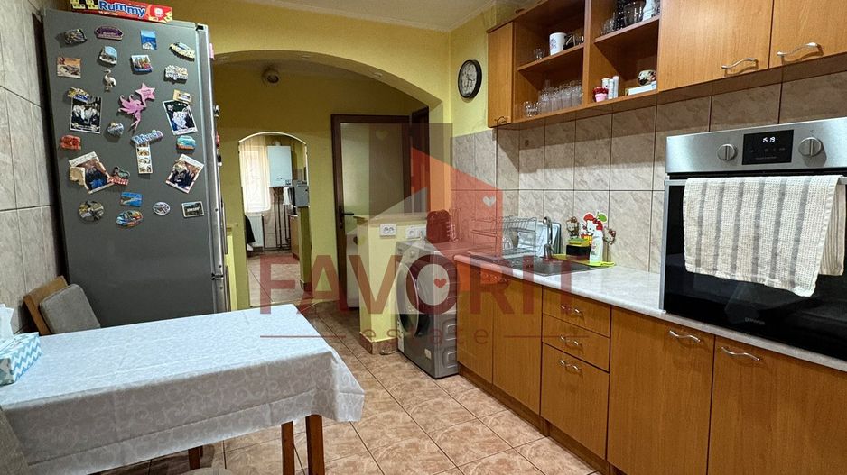 2 camere | etaj 2 | centrala proprie | mobilat si utilat | zona excelenta | - Poză 5