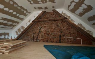 CASA SASEASCA comuna VULCAN,zona foarte buna,teren 3000 mp - Poză 16