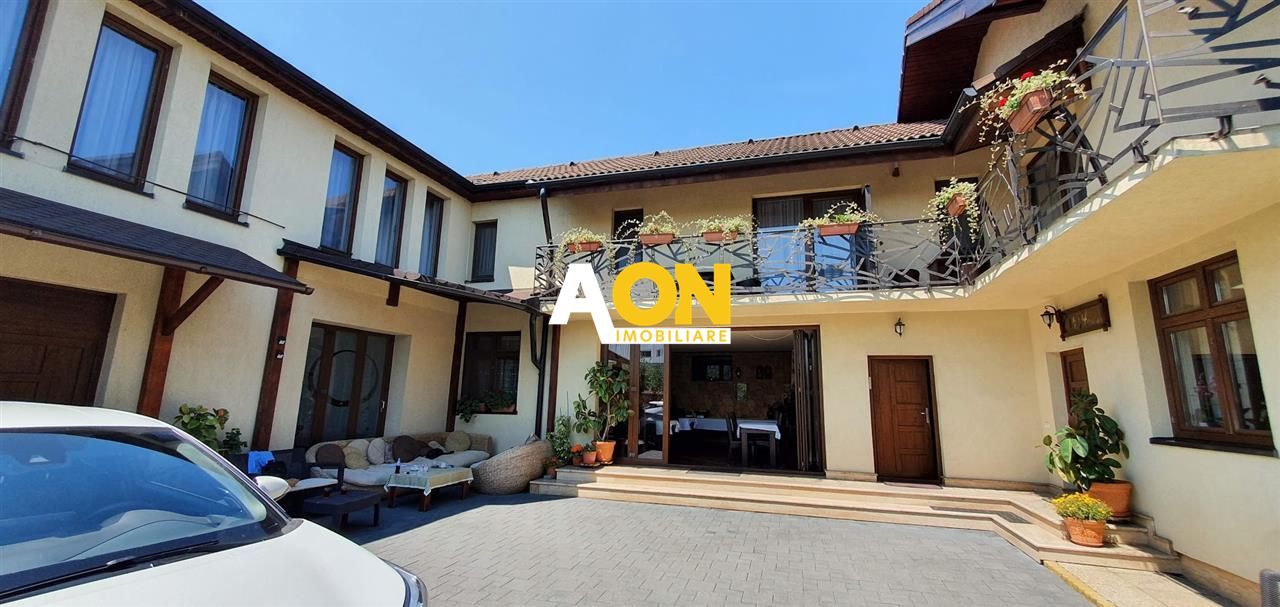Casa 10 camere, ideala ca pensiune, zona Cetatii Alba Carolina - Poză 1
