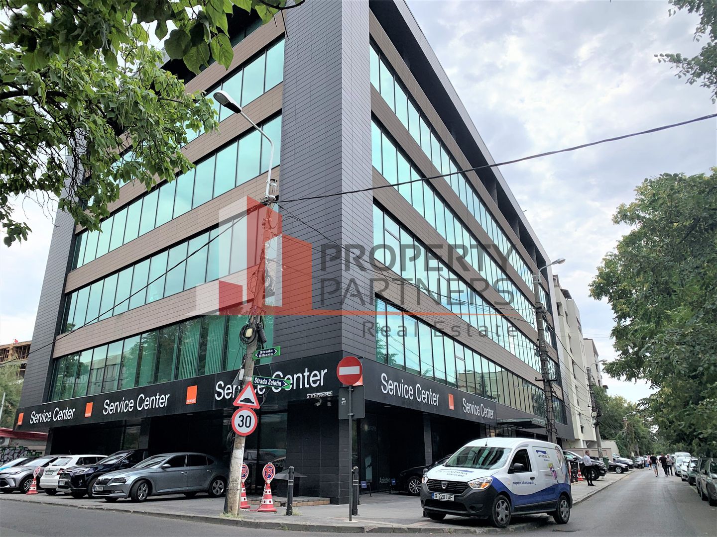 Spatiu de birou in nordul capitalei Bucuresti - Poză 1