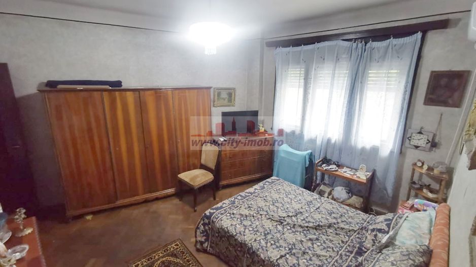 Vanzare apartament 3 Camere Universitate - Poză 7