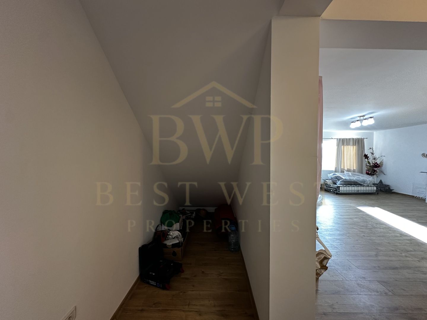 Apartament 2 camere, curte, Braytim - Poză 7