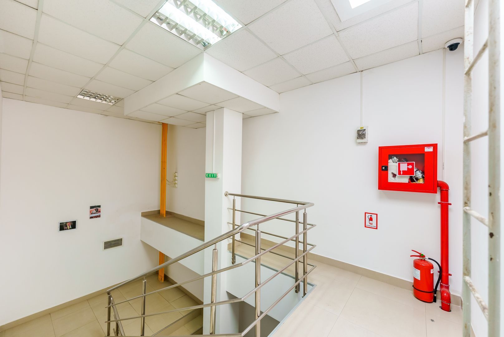 Cladire de birouri de inchiriat – 1032 mp - Poză 18