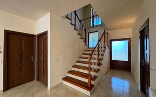 Casa individuala | Pensiune | 560 mp | 1450 mp teren | Cetate - Poză 7