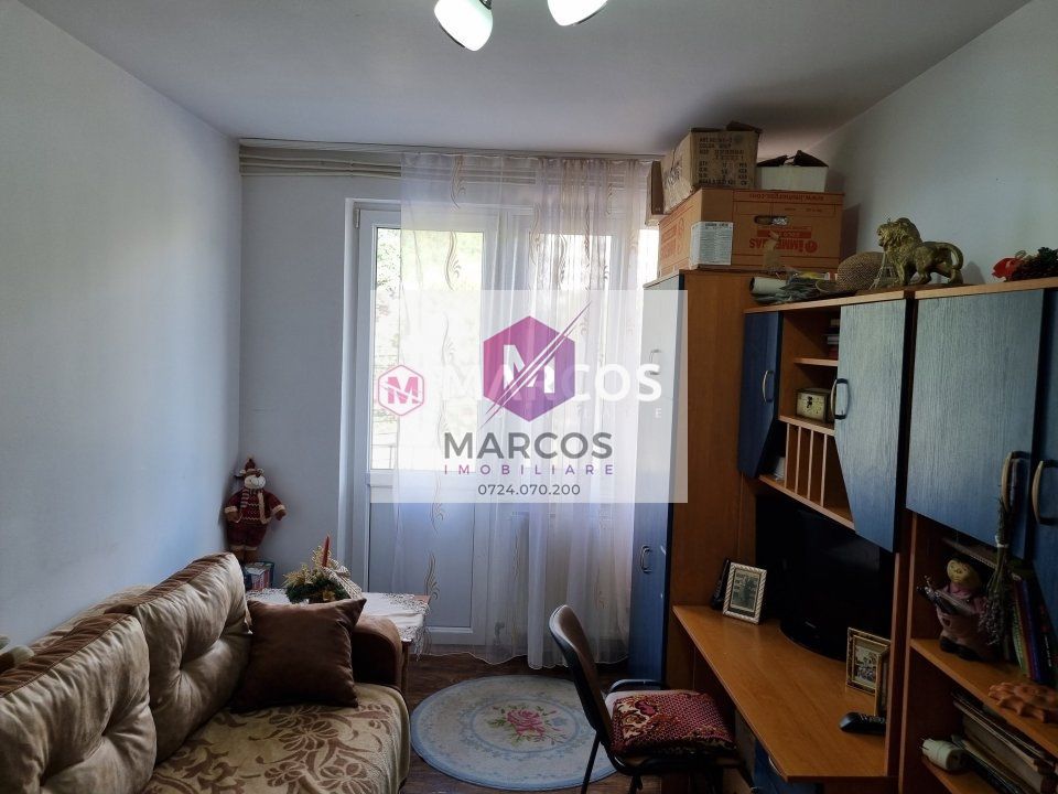 Apartament 2 camere decomandat, et.2, Central, ID 937 - Poză 3