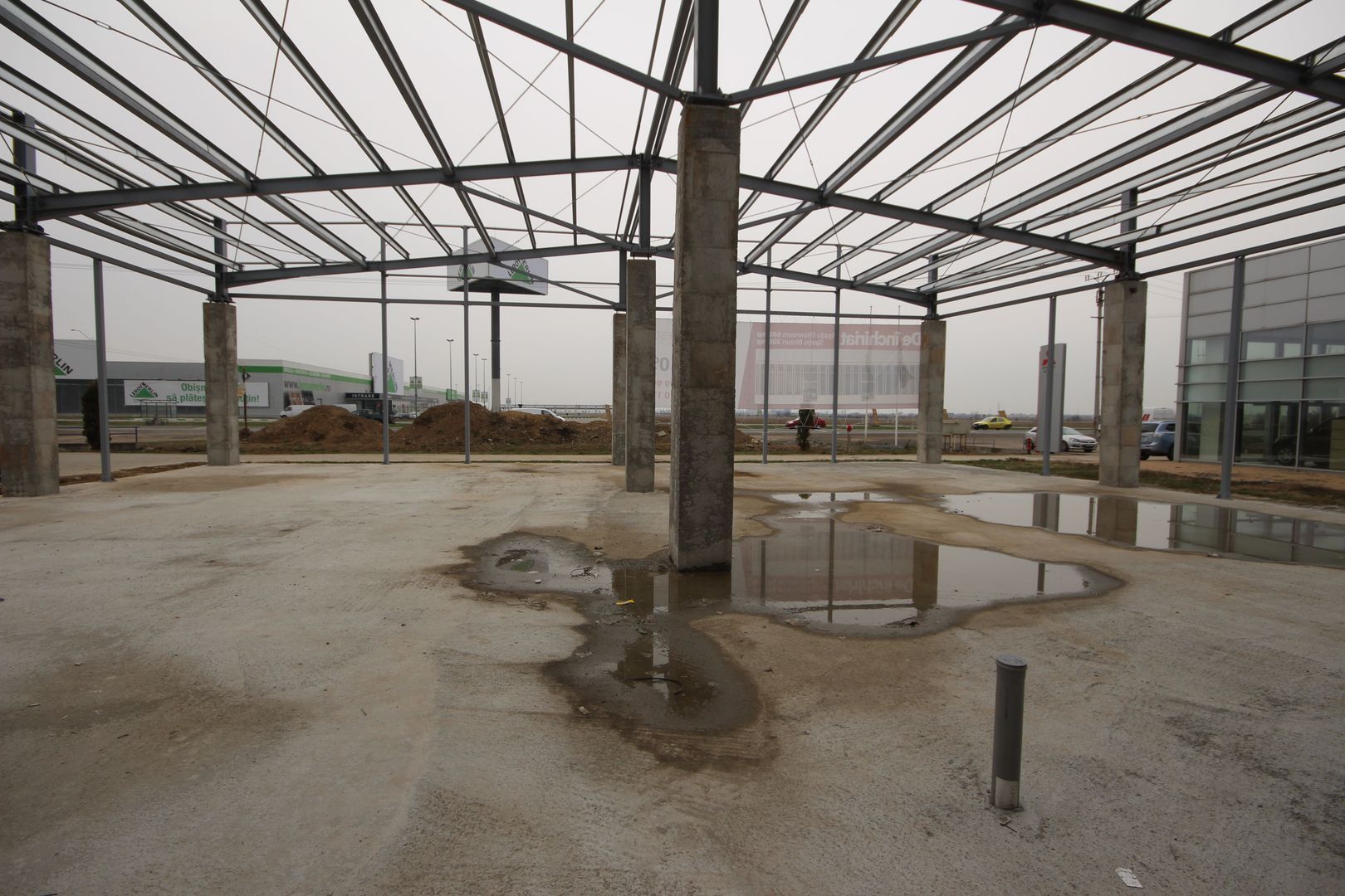 Spatiu Comercial,Showroom si birouri - inchiriere- 900 mp.  zona Calea Sagului - Poză 5