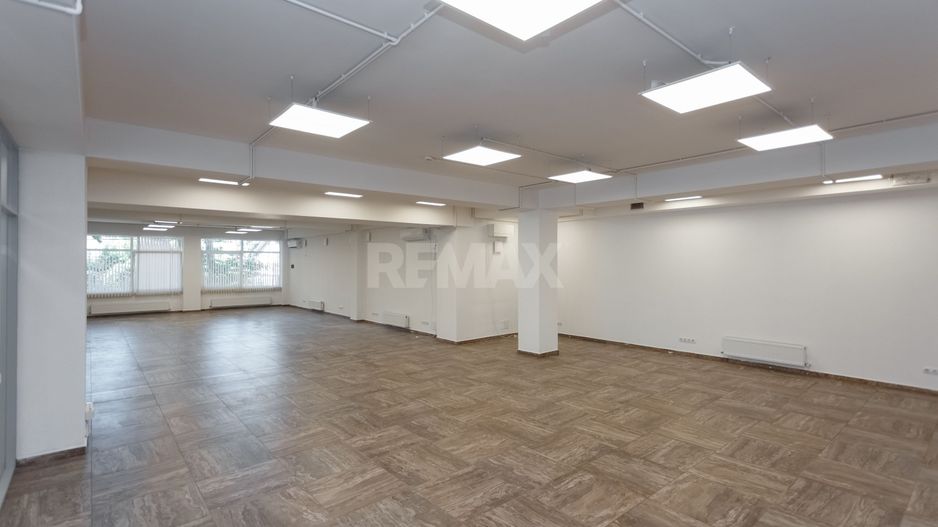 Vanzare oficiu in centru orasului - Poză 4
