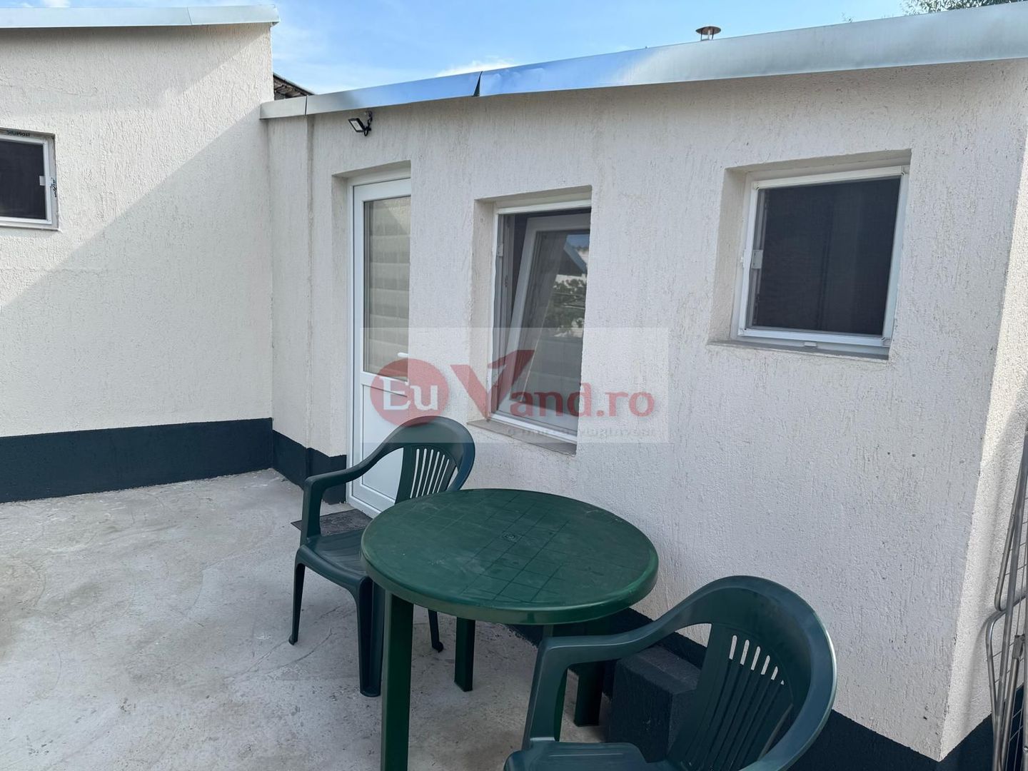 De inchiriat apartament o camera la curte, Zona General, 260 euro negoc. - Poză 16