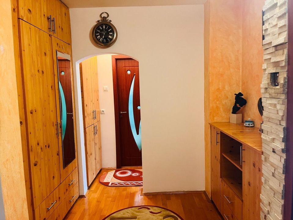 Apartament primitor 2 camere, etaj 1, George Enescu - zona Liceul Energetic - Poză 10