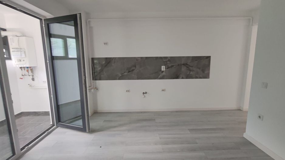 Ap. 2 camere INTABULAT 51 mp+ loc de parcare V. Lupului 86900 euro - Poză 2