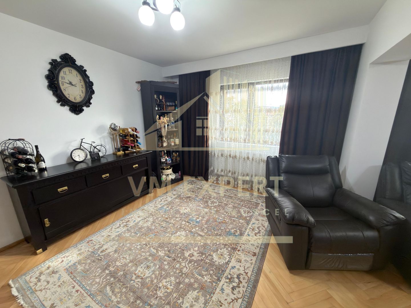 VILA S+P+E-306 MP, TEREN 2078 MP, CAMPULUNG - Poză 10