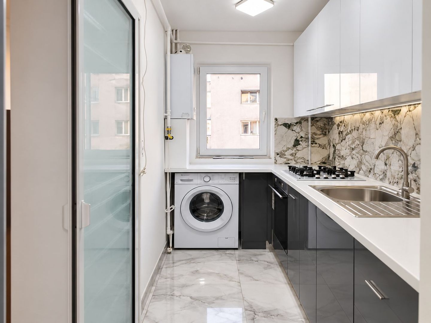 Apartament 2 camere SD renovat 40 mp Alexandru Musatini 79000 euro - Poză 6