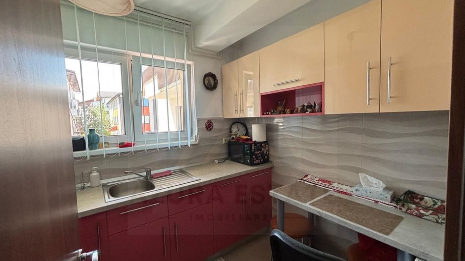 Apartament impecabil 69,5mp 3 camere  2 băi etaj 1 cu loc de parcare - Poză 15