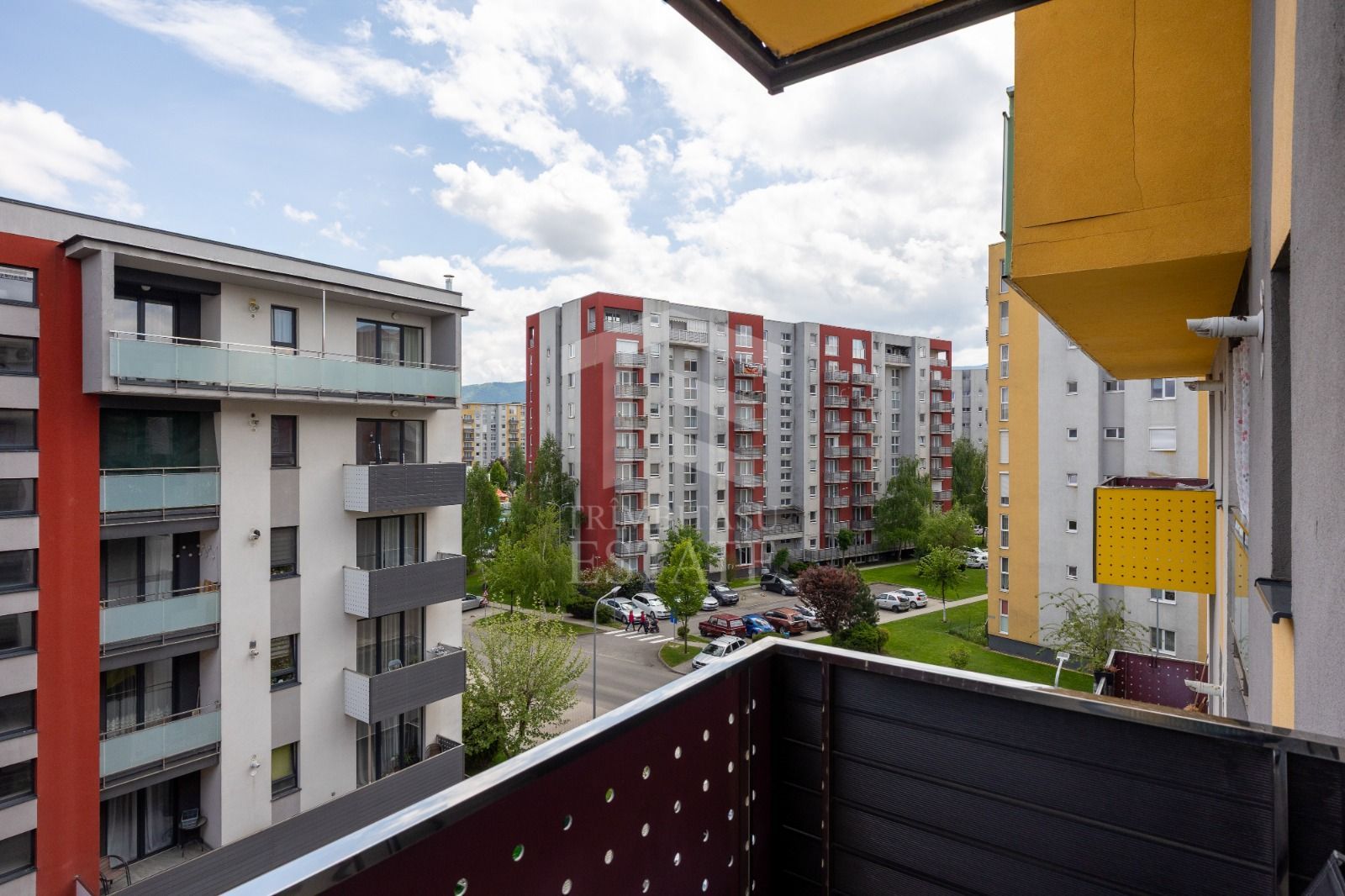 Avangarden Bartolomeu-Garsoniera 40 mp loc de parcare si boxa - Poză 18