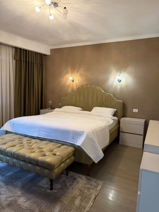 Bragadiru, vila individuala , 8 camere, piscina exterioara - Poză 11