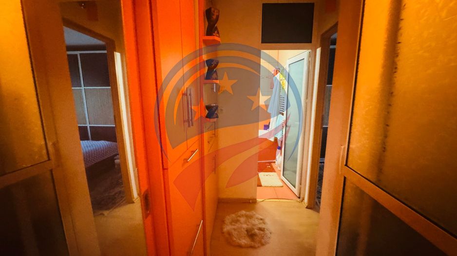 Apartament 4 camere semidecomandat - Poză 5