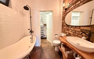 Casa de inchiriat - Centrul Vechi, 2 camere + terasa - Poză 8