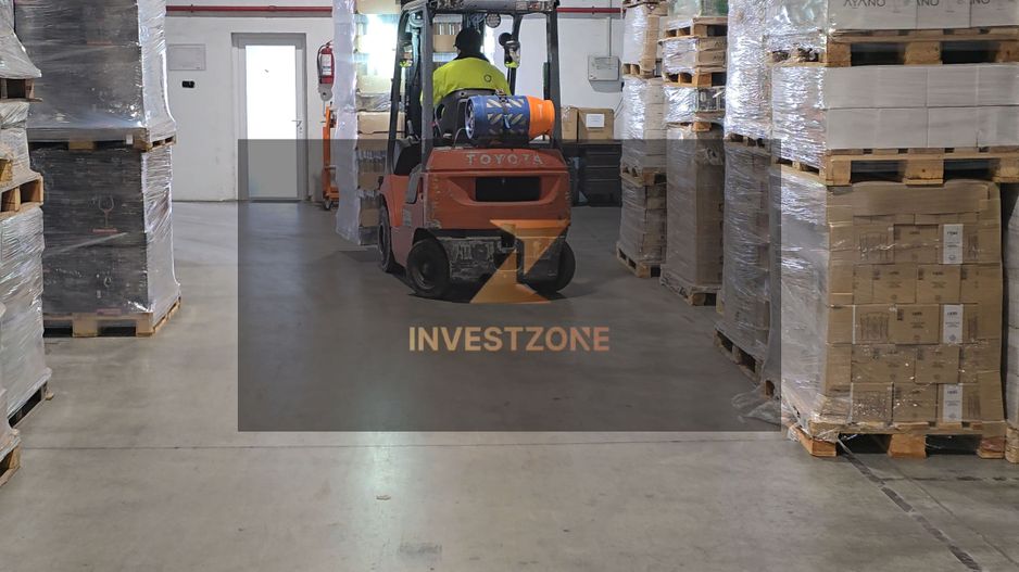 Vindem hala in Episcopia/Oradea - Poză 3