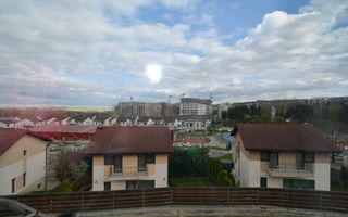 Casă spațioasă de vânzare în Gheorgheni – vedere spre parc - Poză 18