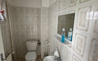 Casă / Vilă cu 5 camere zona Lunei - Poză 13