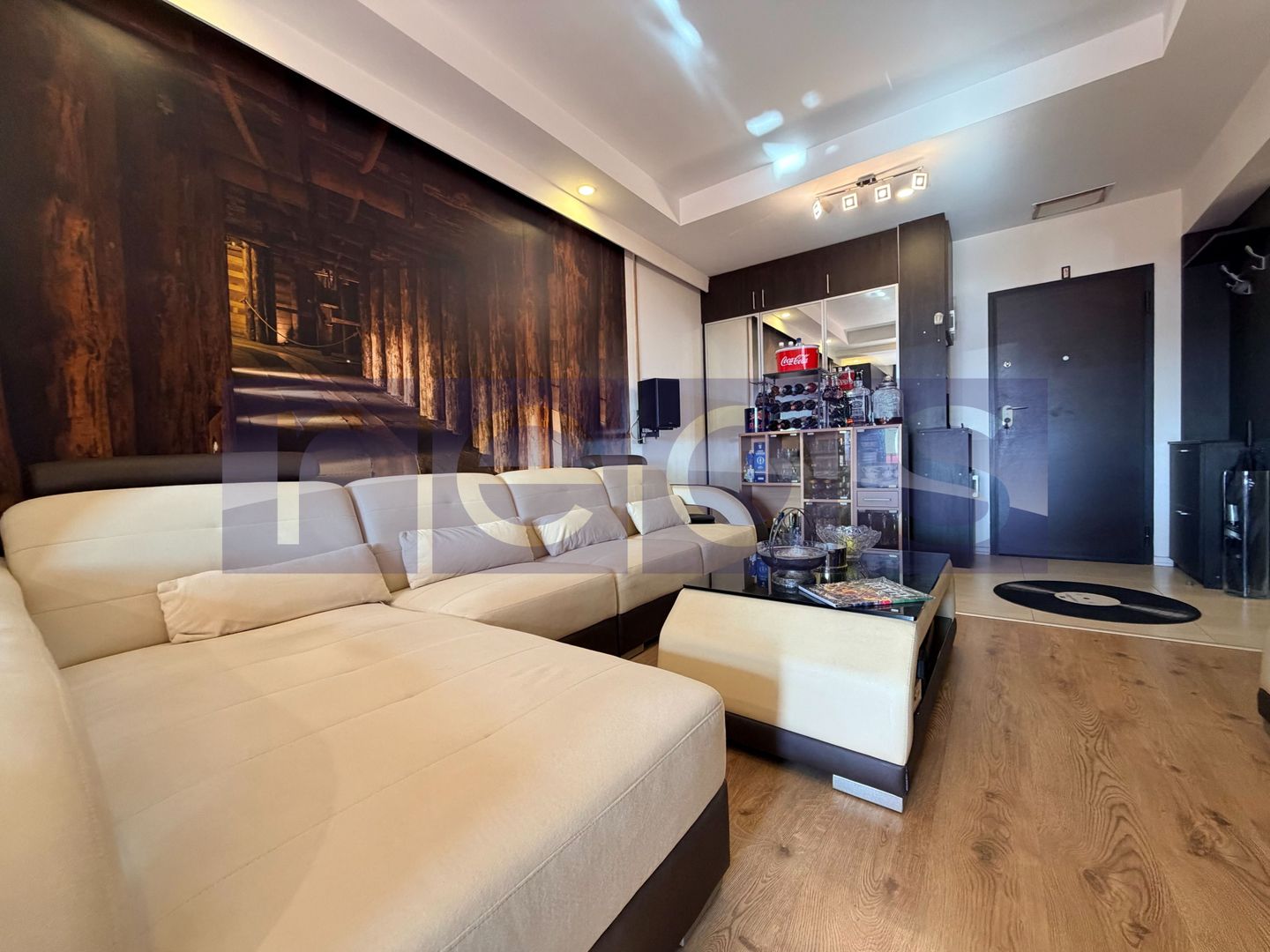 VANZARE APARTAMENT 2 CAMERE | 52,5 MP | MOBILAT SI UTILAT | PARCARE INCLUSA - Poză 3