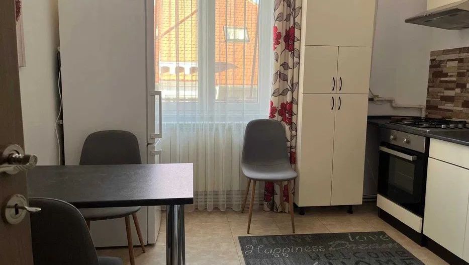 Chirie I Apartament 2 camere I Romana I Vila - Poză 7