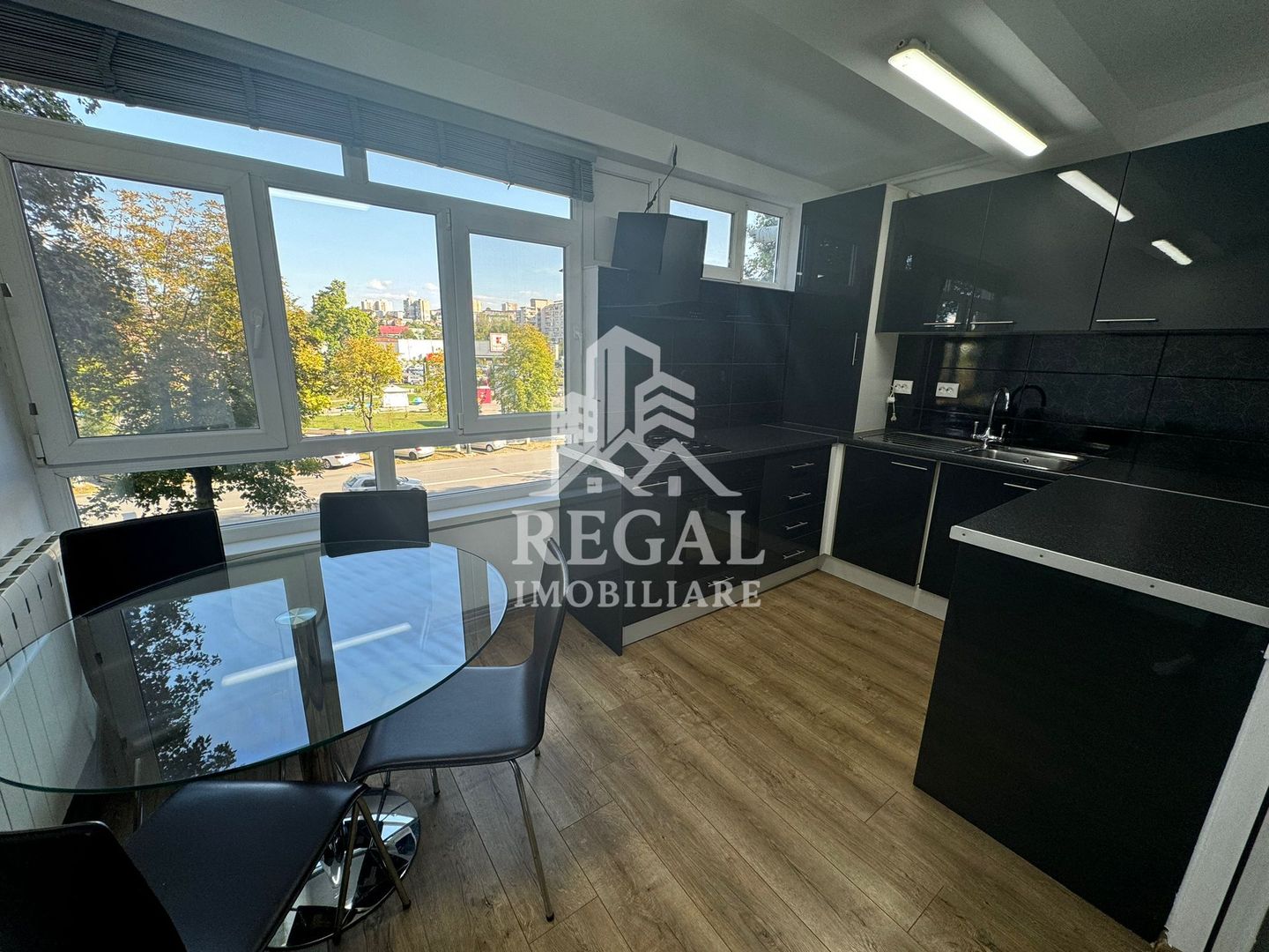 De închiriat garsonieră – zona Kaufland 🏠 - Poză 1