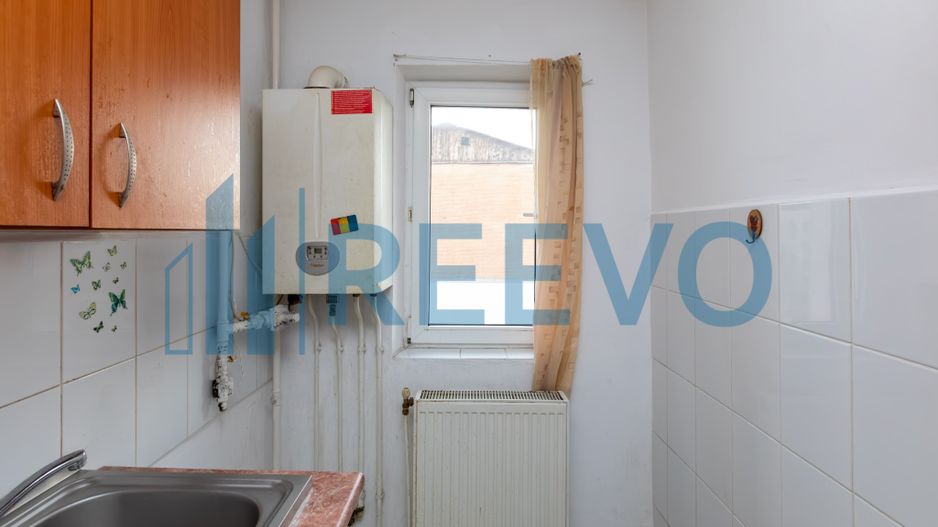 Apartament 3 camere decomandate, Zona Narcisa, Bacău - Poză 9
