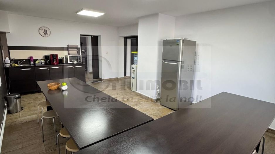 Spațiu 300mp + curte - parter, vizibilitate excelenta - CUG - 3.000€ - Poză 6
