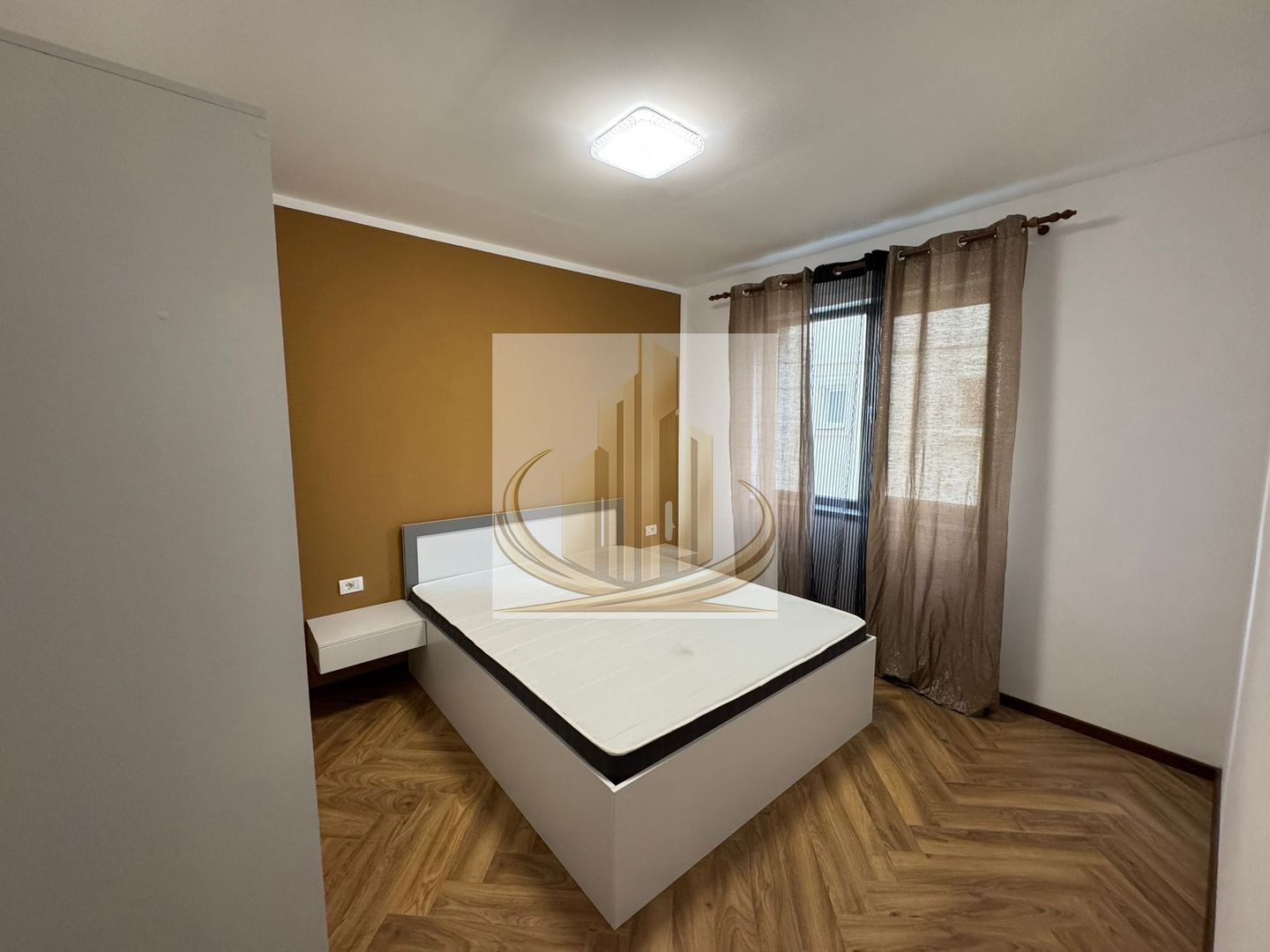 Oportunitate de investitie, se vinde cu chirias. Complet mobilat. - Poză 5