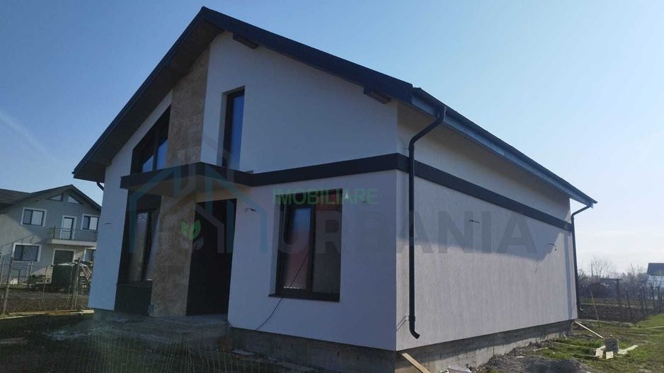 Vilă modernă de vânzare în Dancu, Iași - Poză 2