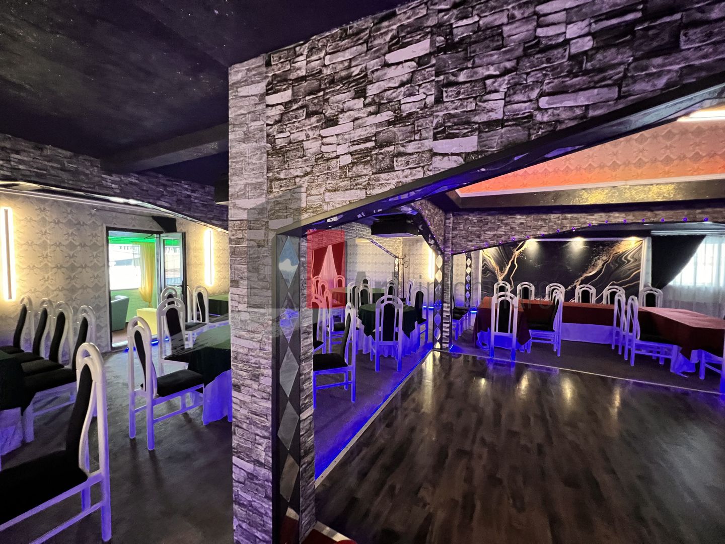 Spațiu Comercial 233 mp de Închiriat – Ideal Restaurant / Evenimente – Mobilat - Poză 8