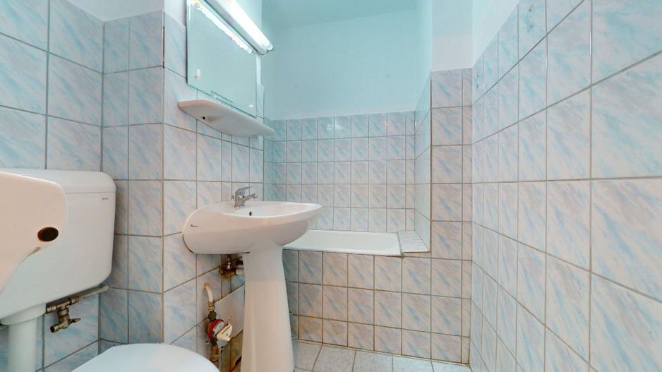 Vitan apartament 2 camere - Poză 10