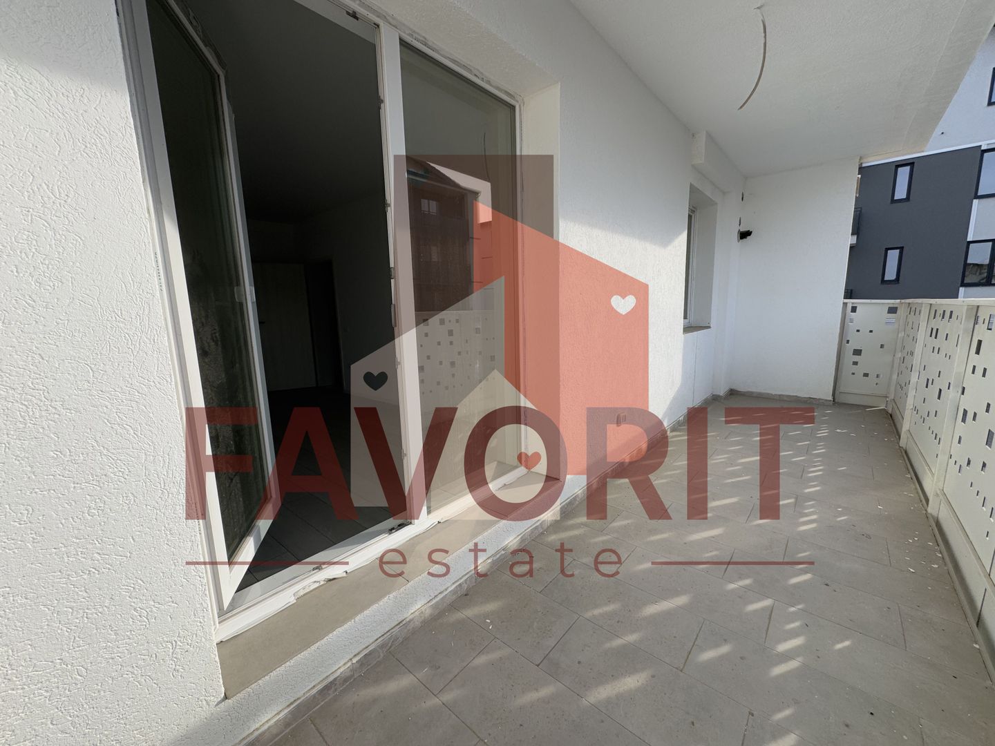 Apartament nou cu 3 camere si 2 bai la etajul 1 - Poză 12