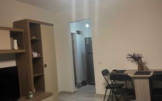 Apartament 2 camere, mobilat și utilat complet, loc de parcare, balcon - Poză 1
