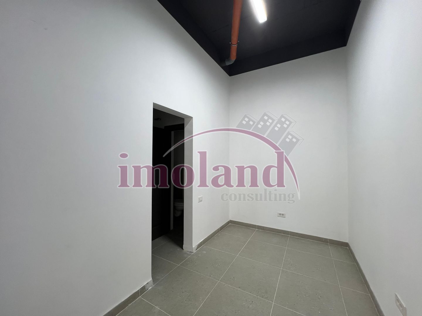 Spatiu comercial la strada - Viilor - Poză 3