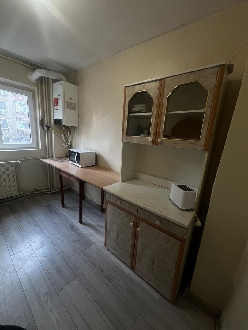 AP. 2 CAMERE RAHOVA, CENTRALA TERMICA, BUCATARIE INCHISA, MOBILAT - Poză 12
