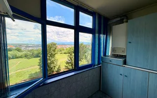Apartament 2 camere decomandat cu balcon și pivniță în Vasile Aaron - Poză 15