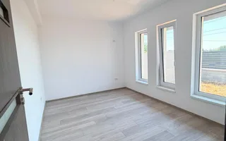 Casa individuala P+1 | 5 camere | Zona excelenta - Poză 16