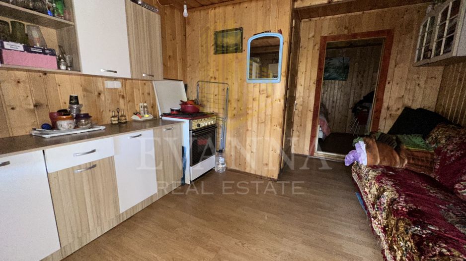 Cabana de vanzare - Lacul Mujdeni - Poză 11