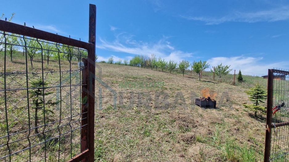 Teren intravilan de vanzare in zona Copou, langa Pensiunea Carolina, Iasi - Poză 3