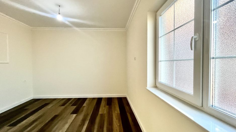 Duplex premium în Moșnița Nouă, separat prin camera tehnică, P+ 1 etaj - Poză 18