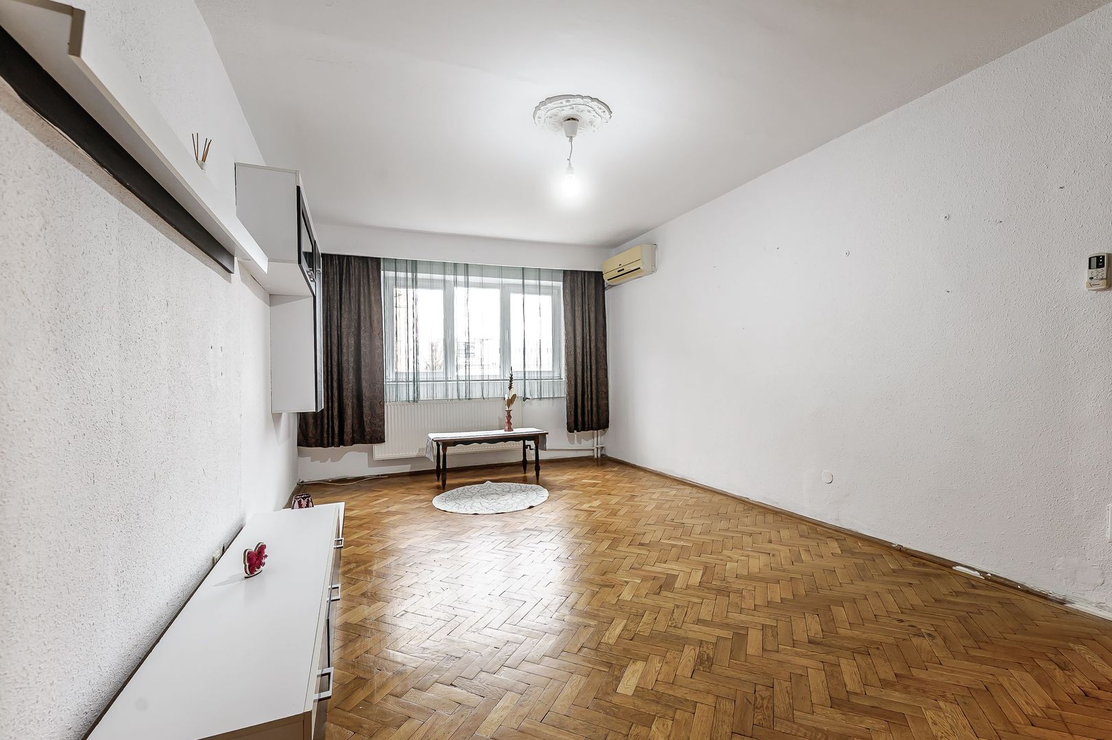 Apartament cu 2 camere, etaj 2 – Piața UTA - Poză 2