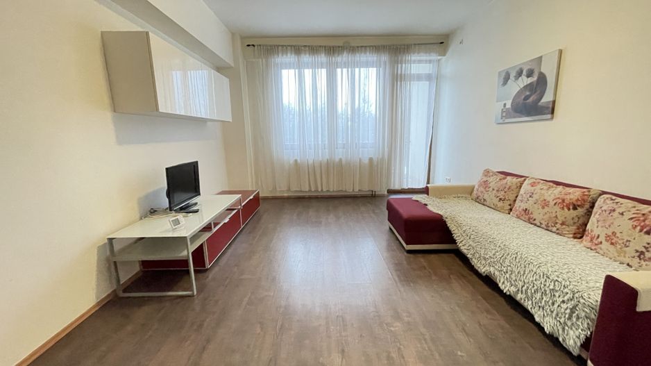 Apartament doua camere,etaj 1,doua locuri de parcare - Poză 8