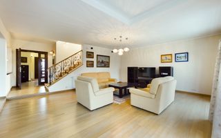 Vilă 6 camere zona Tabacovici - Poză 11