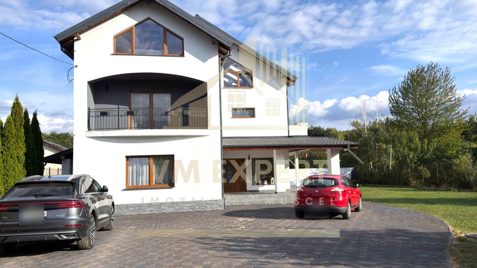 CASĂ 5 CAMERE TEREN 1600 MP CAMPULUNG - Poză 1