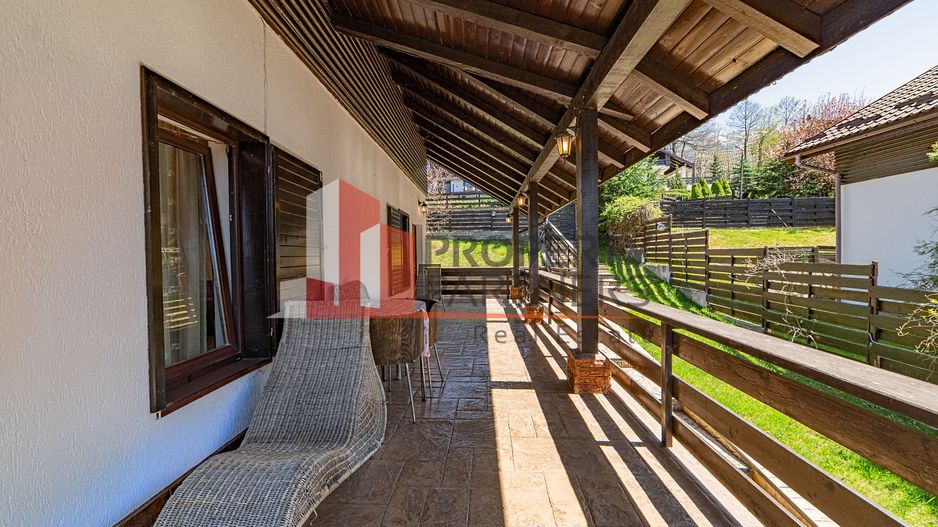 Vila de vacanță în Bran - Poză 10