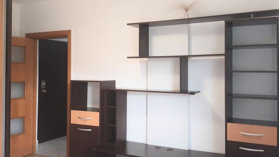 Apartament Renovat 2 Camere + Boxă 7 MP  Vedere Superbă spre Tâmpa - Poză 7