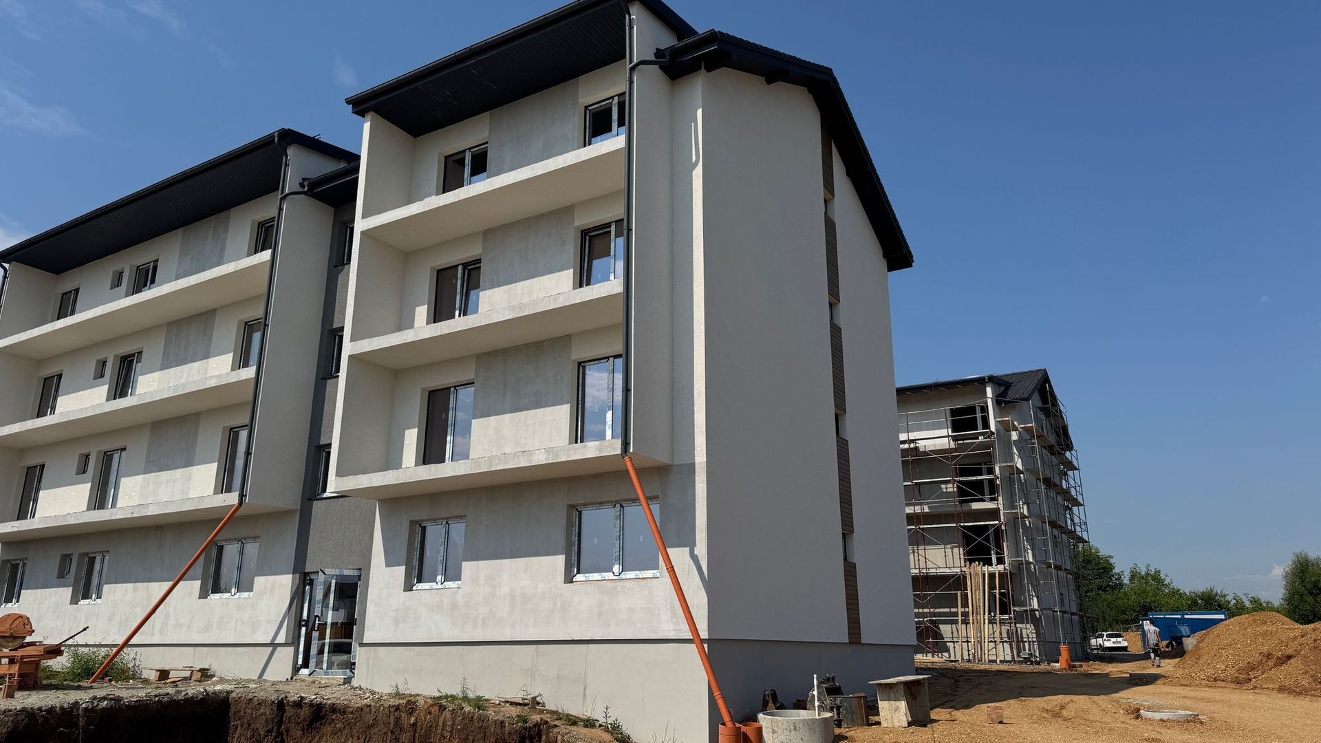 Apartament 2 camere cu bucatarie inchisa- Selimbar zona Lidl. - Poză 3