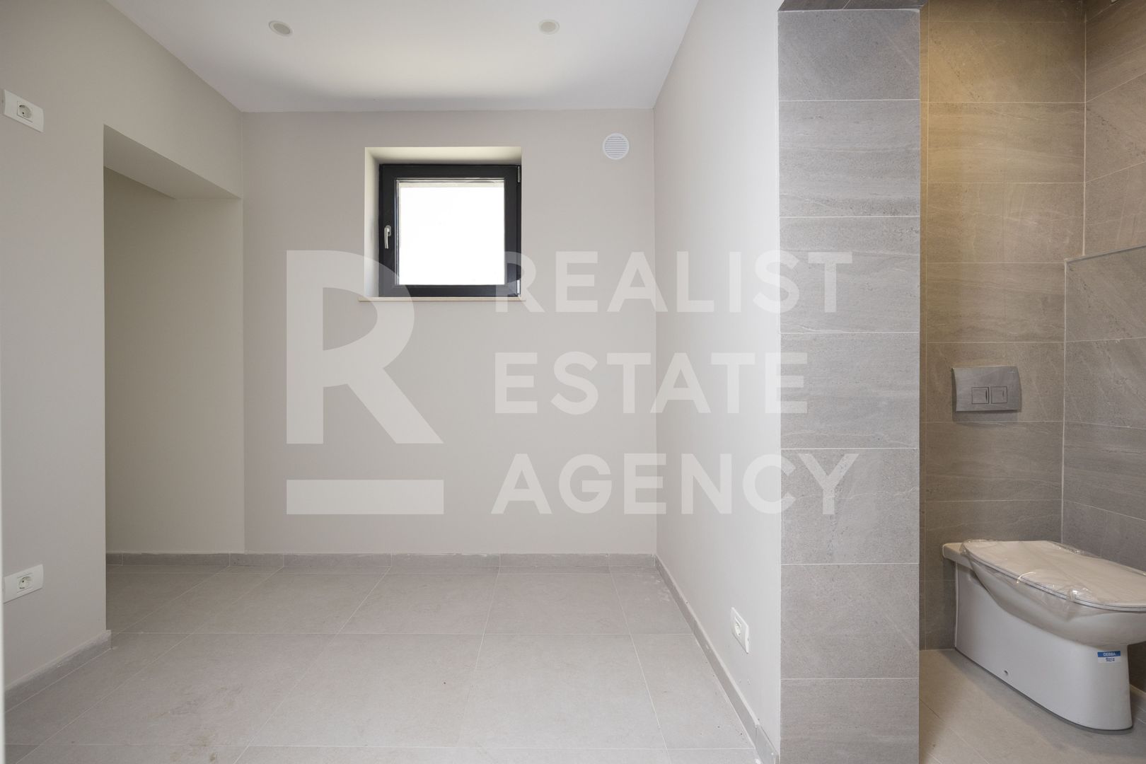 Vânzare, casă, 8 camere, zona 1 Mai, București - Poză 15